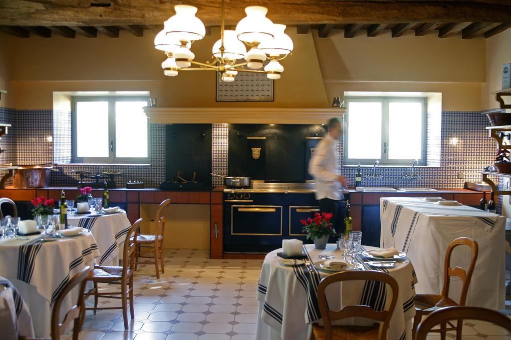 Le Mas De Peint - Hotel Et Restaurant Арль Екстер'єр фото