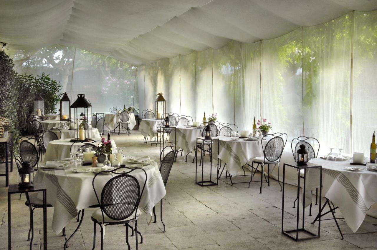 Le Mas De Peint - Hotel Et Restaurant Арль Екстер'єр фото